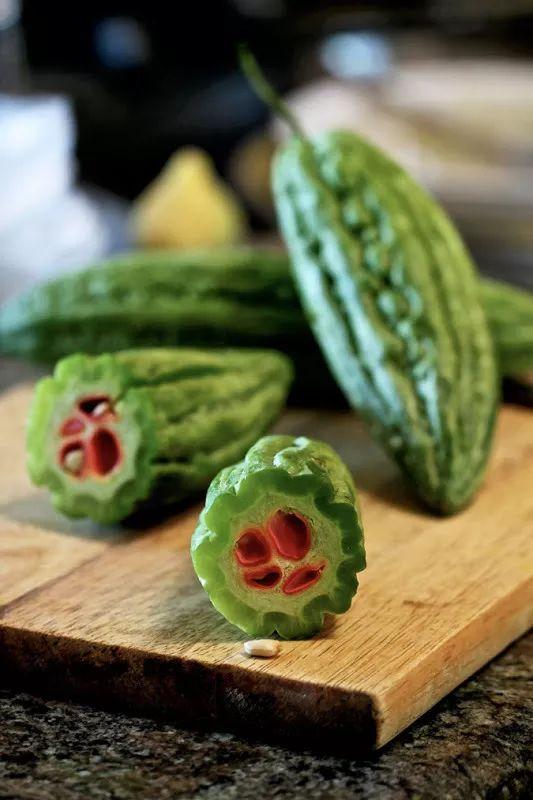 书洁812吃瓜,揭秘网络吃瓜背后的真相与影响